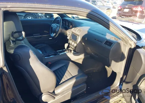 2012 Dodge Challenger Sxt from USA, damaged, VIN 2C3CDYAG7CH258130